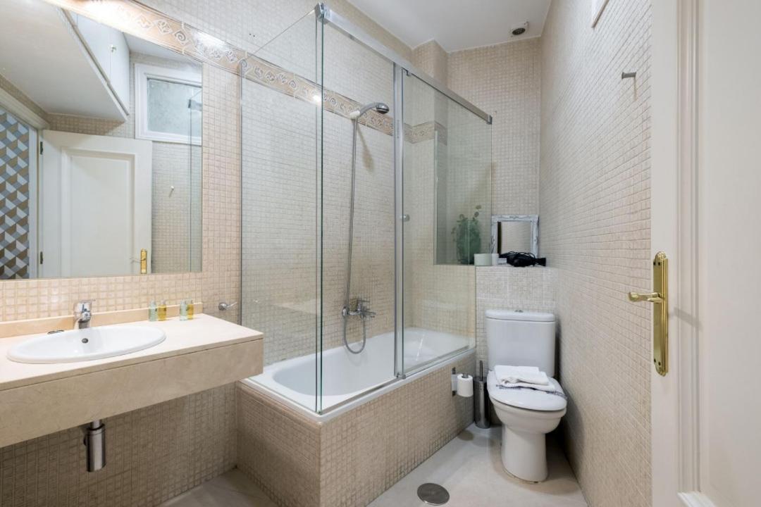 1 Bedroom 1 Bathroom Furnished - Sol - Bright Refurbished - Mintystay Madrid Exteriör bild