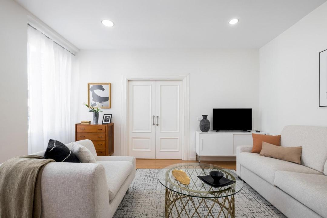 1 Bedroom 1 Bathroom Furnished - Sol - Bright Refurbished - Mintystay Madrid Exteriör bild