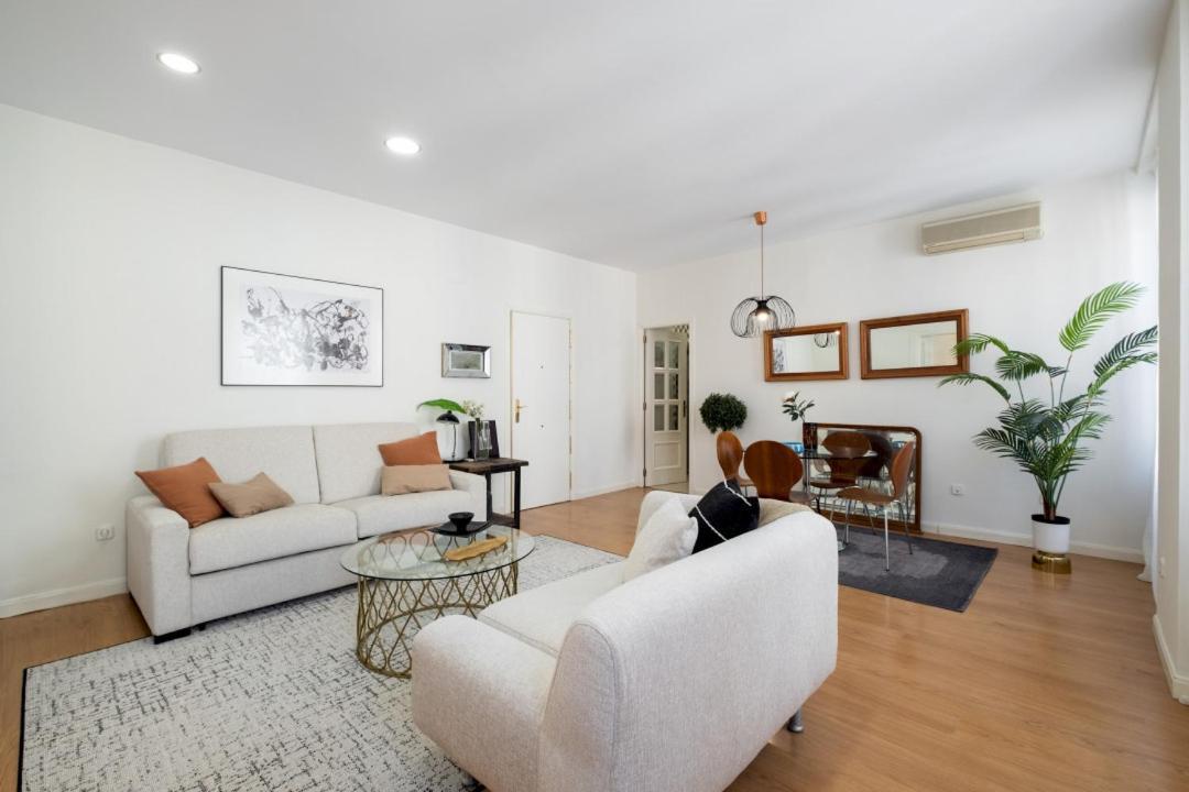 1 Bedroom 1 Bathroom Furnished - Sol - Bright Refurbished - Mintystay Madrid Exteriör bild