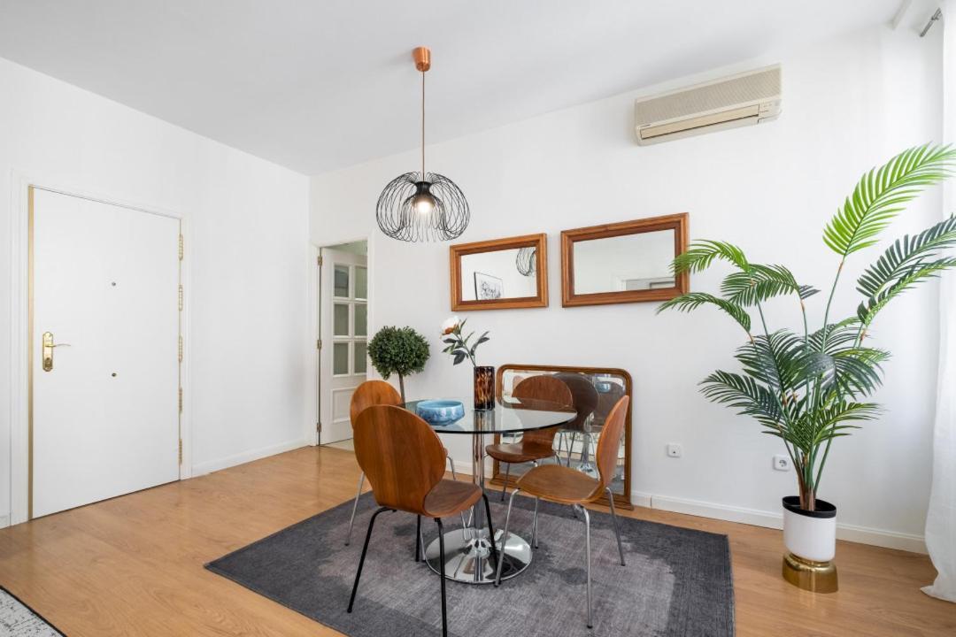 1 Bedroom 1 Bathroom Furnished - Sol - Bright Refurbished - Mintystay Madrid Exteriör bild