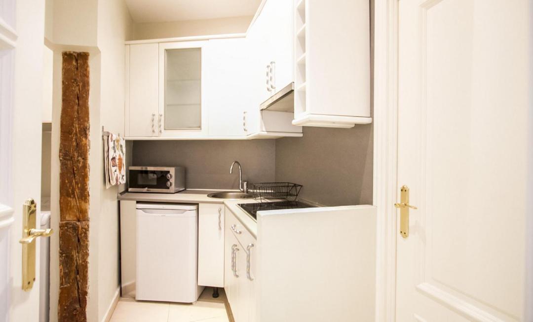 1 Bedroom 1 Bathroom Furnished - Sol - Bright Refurbished - Mintystay Madrid Exteriör bild